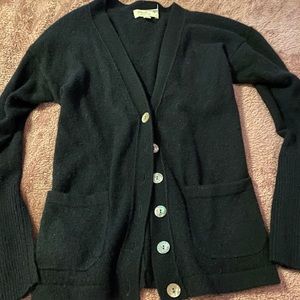 Buttoned cardigan